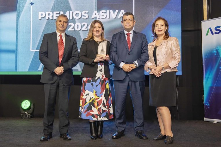 Premios ASIVA 2024: Codelco Ventanas obtiene reconocimientos en seguridad, incorporación de mujeres a la fuerza laboral y relacionamiento comunitario