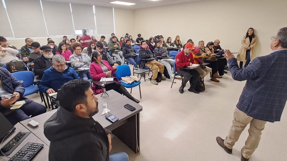 Futuros ingenieros conocieron las siete claves del proyecto de cierre de la Fundición Ventanas