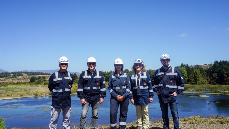 Expertos franceses visitaron Codelco Ventanas para analizar planes pilotos de rehabilitación ambiental