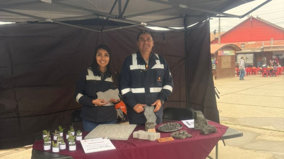Codelco Ventanas promueve la economía circular en feria ambiental organizada por el municipio de Quintero