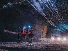 Codelco y la Western Australia School of Mines firman acuerdo para impulsar la investigación en minería subterránea profunda