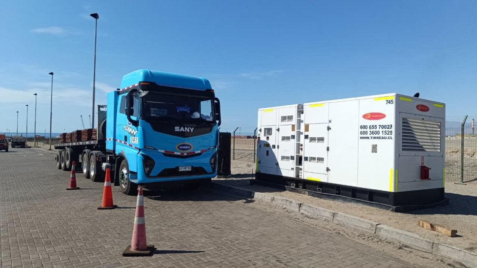 Codelco y SANY realizan exitoso piloto de camión 100% eléctrico en estratégica ruta minera del norte